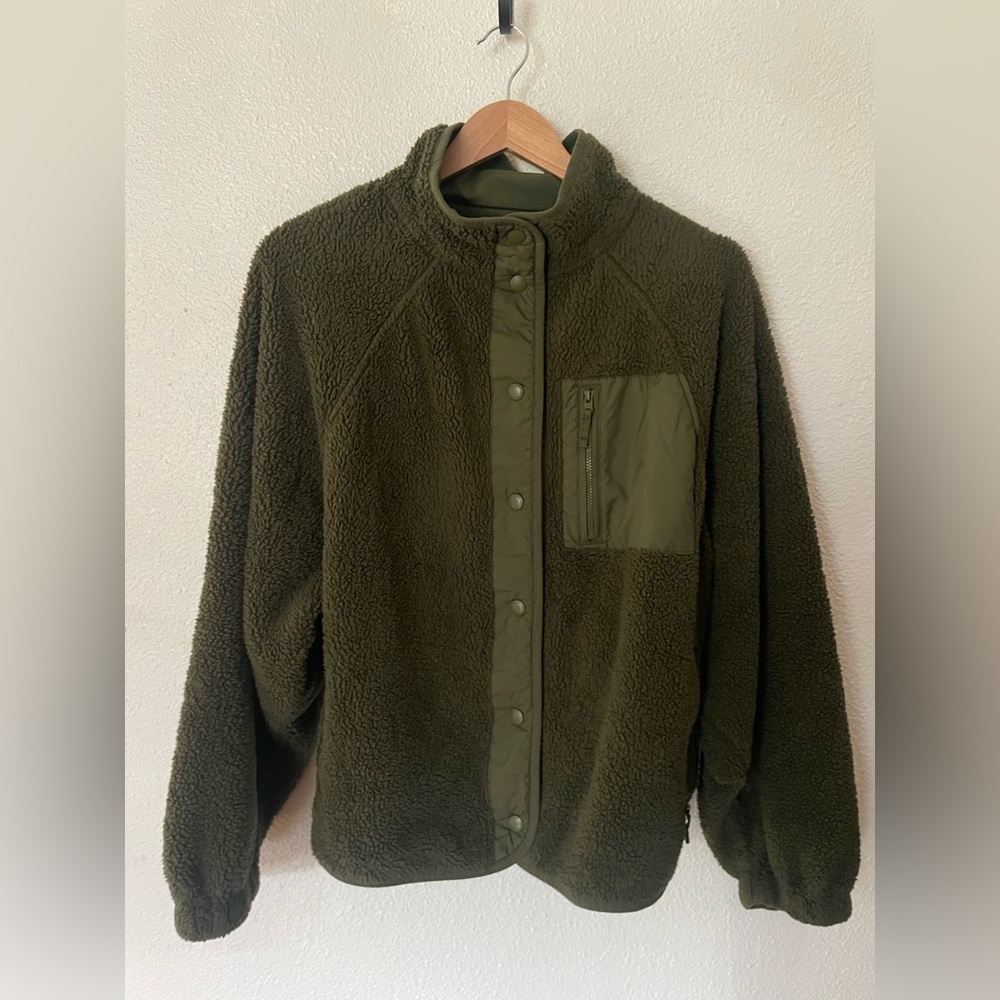 American Eagle Olive Green Fleece Jacket  fleece jacket sherpa & snap-button Med